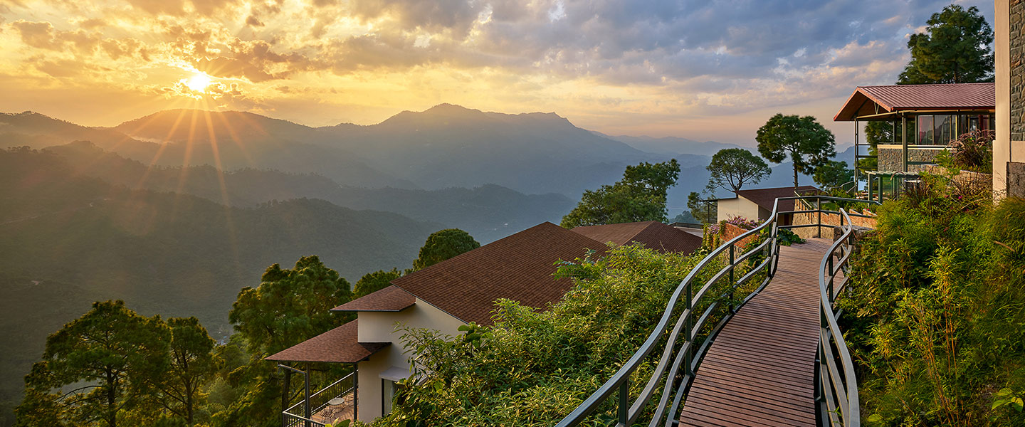 This City Beats Shimla In Tourist Numbers This Summer - Safari India