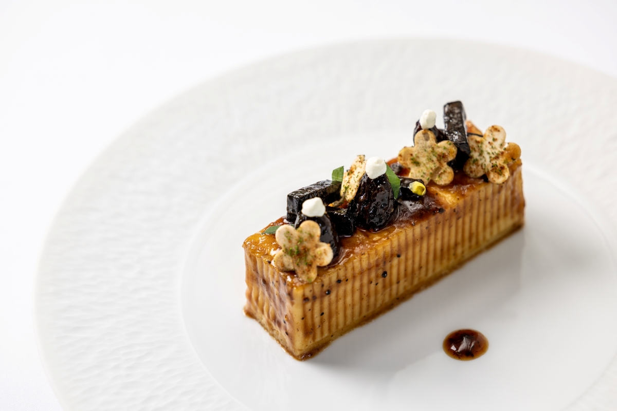 La Maison 1888’s signature dish, Spaghetti Debout, is an exquisite example of Chef Christian’s “haute couture” cuisine