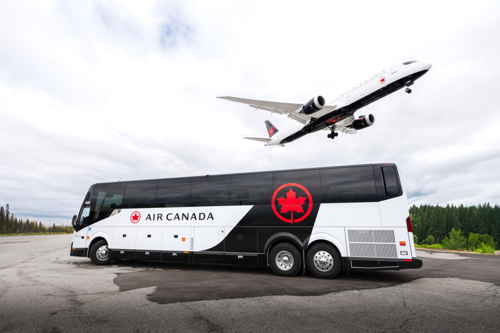 Seamless Boost: Air Canada Adds 1st Kingston Link via Landline Service