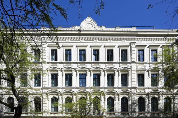 Stunning Debut: 1st Radisson Collection Opens by Budapest’s Iconic Basilica