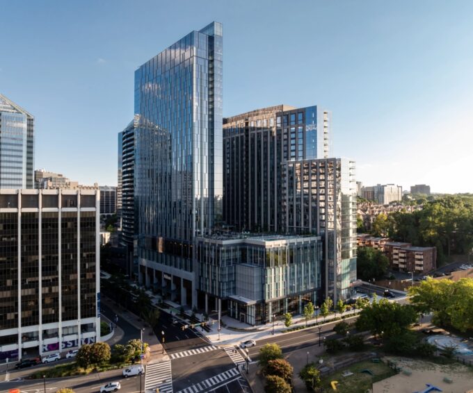 Hilton Arlington Rosslyn The Key Now Open