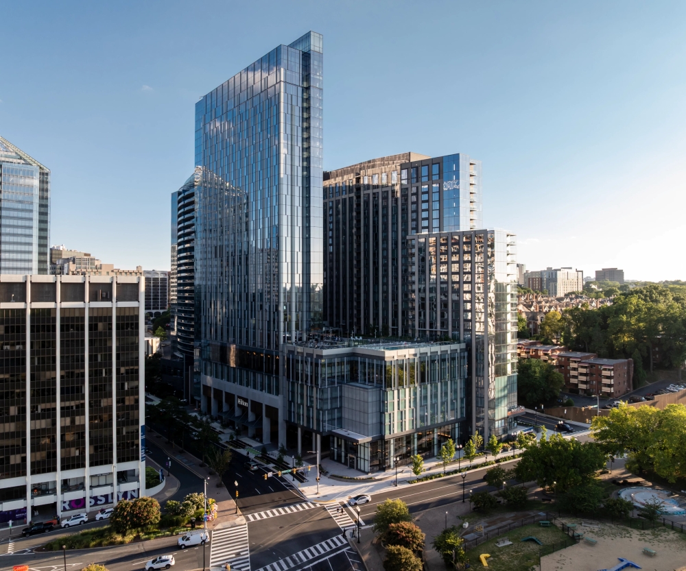 Hilton Arlington Rosslyn The Key Now Open