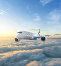 Emirates Expands UK Network with Fourth Daily Flight to London Gatwick