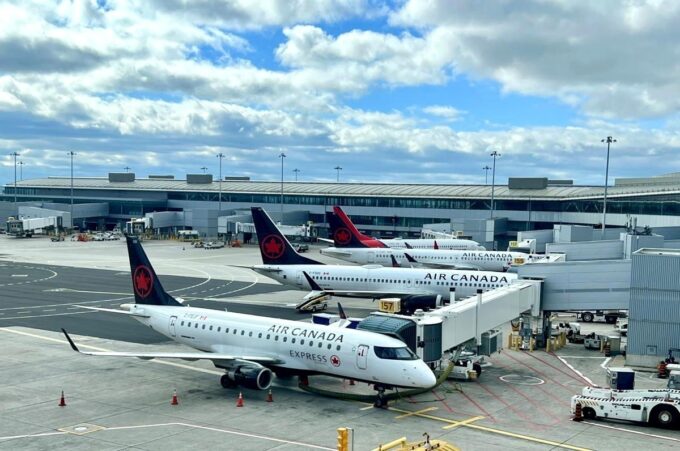 Air Canada Halts Q3 and 2025 Outlook Amid Uncertainty