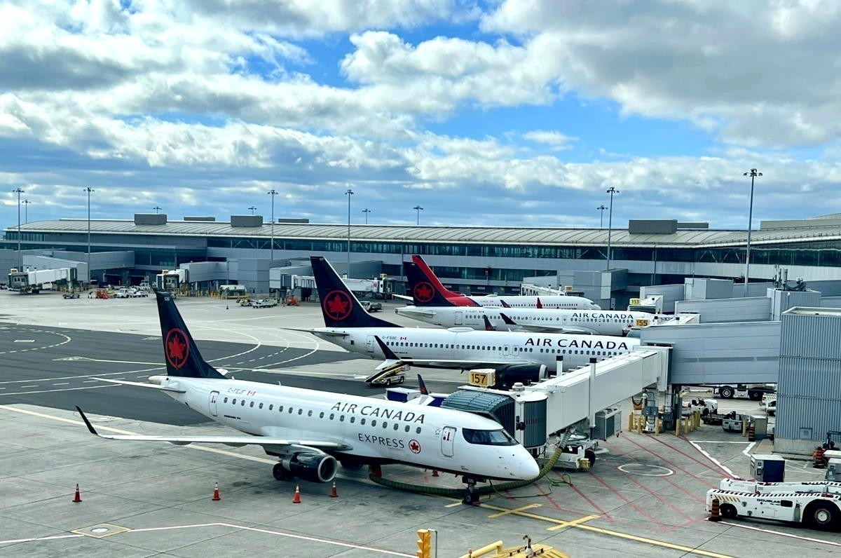 Air Canada Halts Q3 and 2025 Outlook Amid Uncertainty