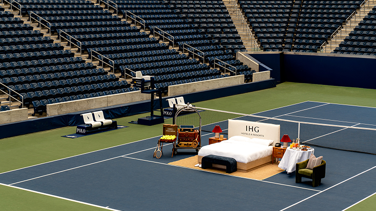 IHG Hotels & Resorts Serves Epic Breakfast in ‘Bed on the Baseline’ with Iconic US Open 2025 Delight
