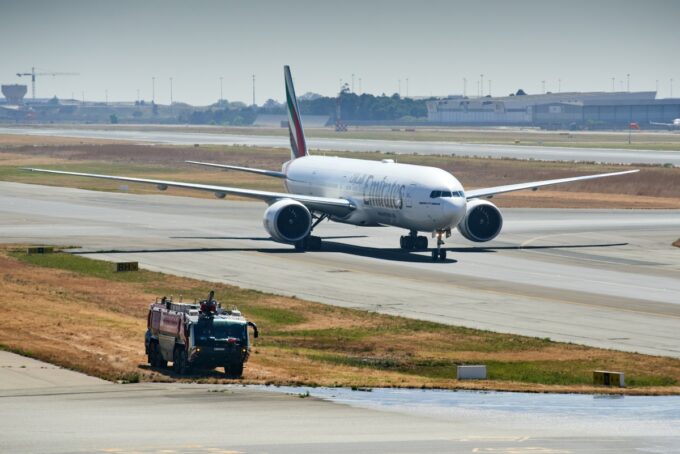 Emirates Debuts First Retrofitted Boeing 777 in Africa