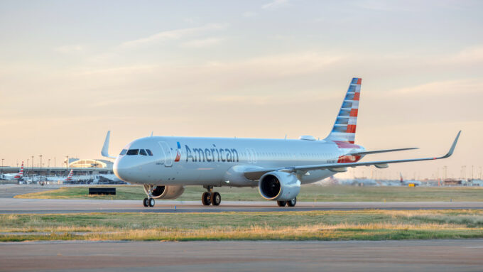 American Airlines Prepares Holiday Travel Deals
