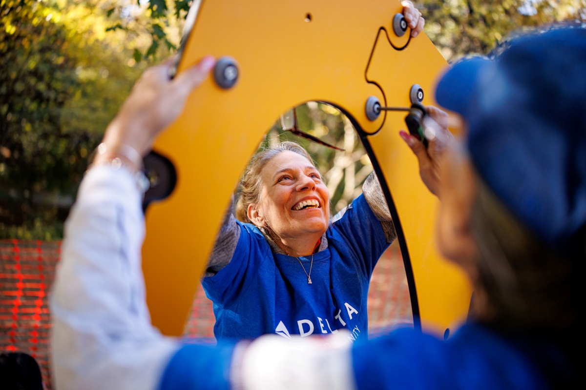Delta Completes 46th KABOOM! Playground in Grant Park