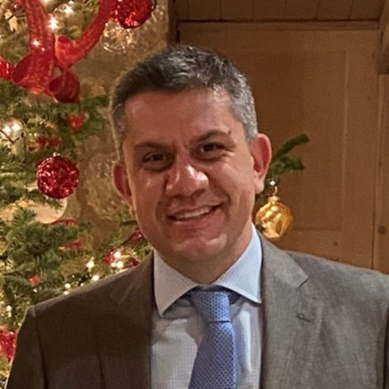 Leonidas Anagnostou, General Manager of Sandblu (RMKA Private Company)