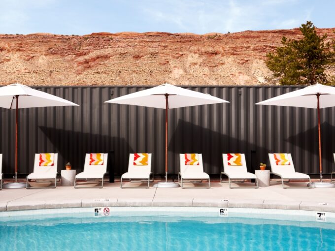 Slackline Moab Opens as First Outset Collection by Hilton