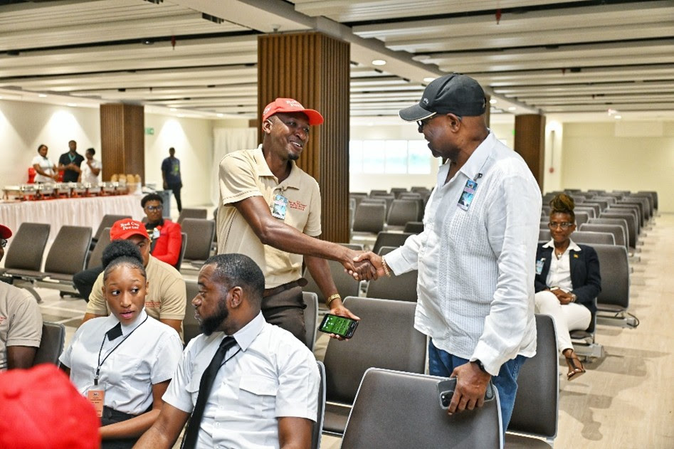 Jamaica Welcomes 300,000 Visitors After Hurricane Melissa
