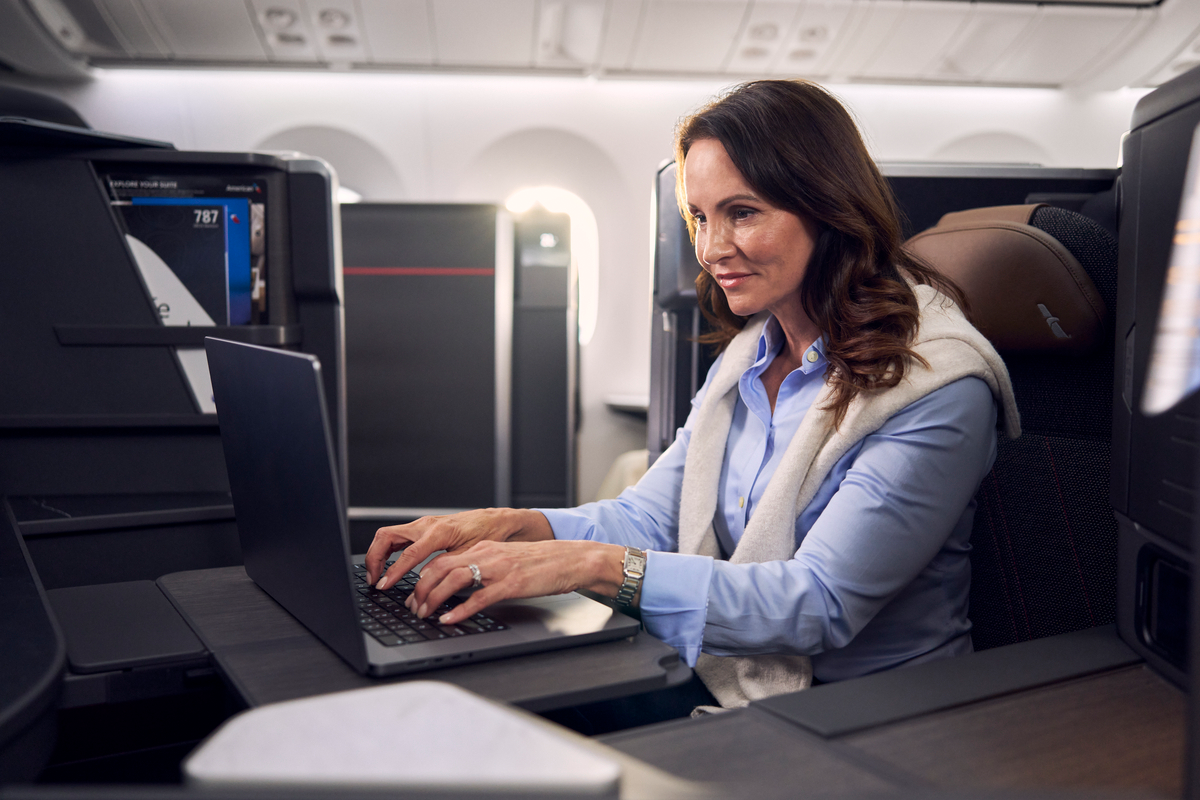 American Airlines launches free high-speed Wi-Fi on more aircraft, powered by AT&T
