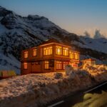 Snowfall Hits Himachal & Uttarakhand, Spurs Travel Rush