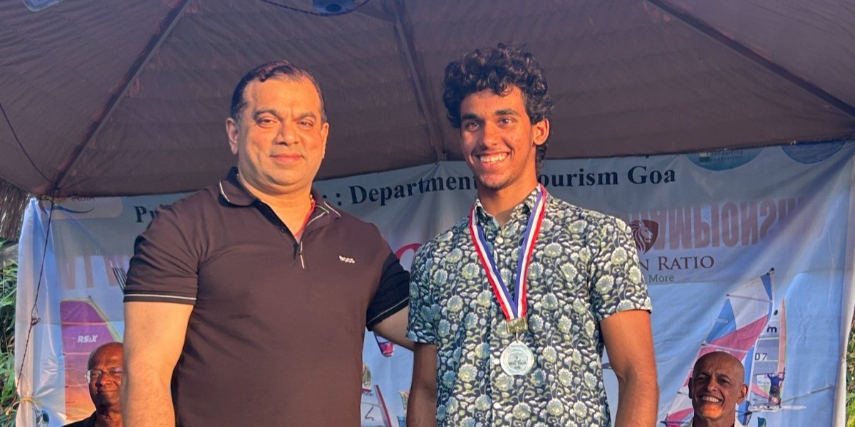 Rohan Khaunte Tries Kiteboarding at Morjim Championship