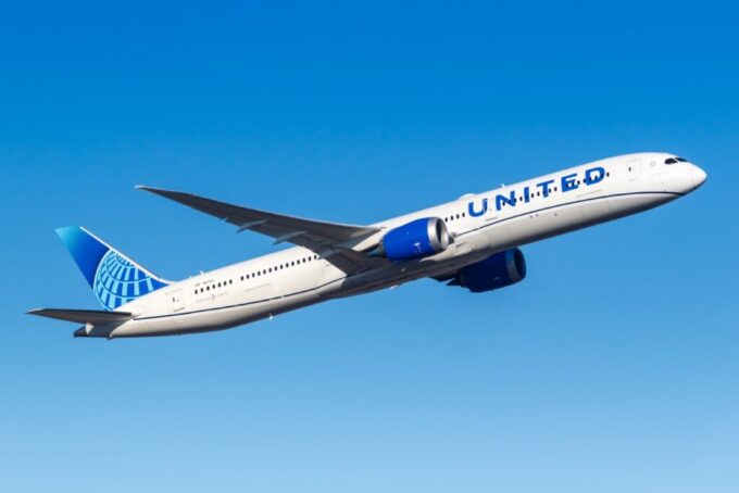 United Reaches Agreement with Flight Attendants Union