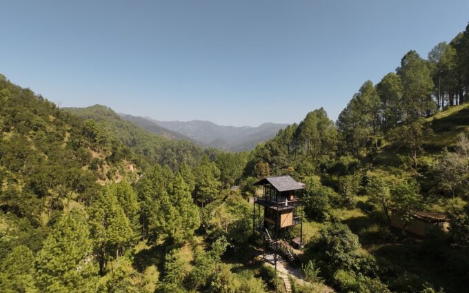The Sen: A Private Sanctuary in the Hills