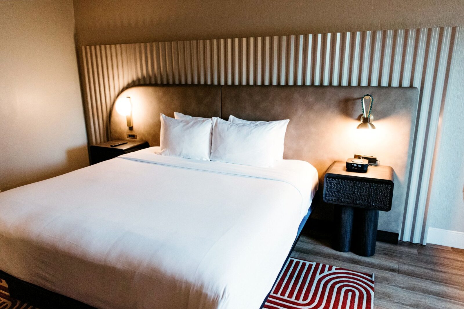 Hotel Solaya Opens in Old Town Scottsdale with JdV by Hyatt