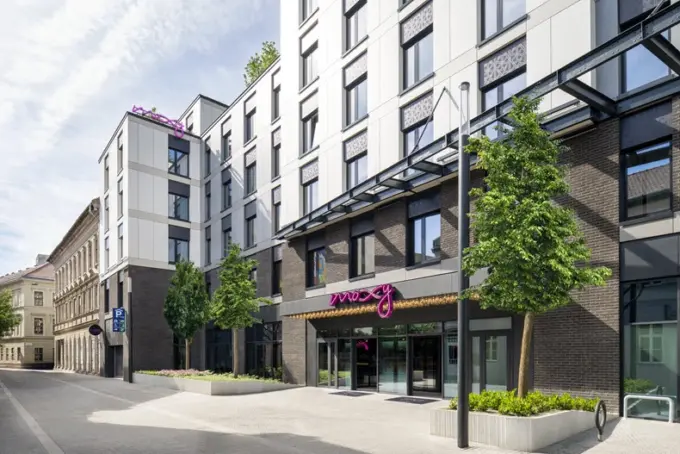 Moxy Hotels Opens Moxy Budapest Downtown in Hungary