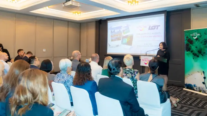 TAT Promotes LOT Polish Airlines’ New Warsaw-Bangkok Route