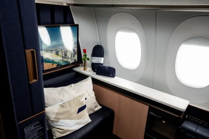 Lufthansa Allegris First Class Suite Wins Red Dot Award