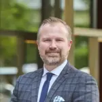 Four Seasons Hotel Osaka Appoints New F&B Director