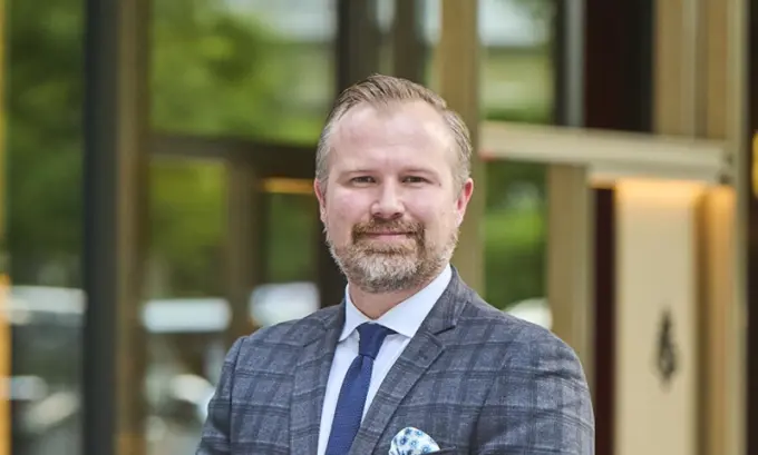 Four Seasons Hotel Osaka Appoints New F&B Director