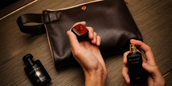 Emirates Launches New Bulgari Amenity Kits