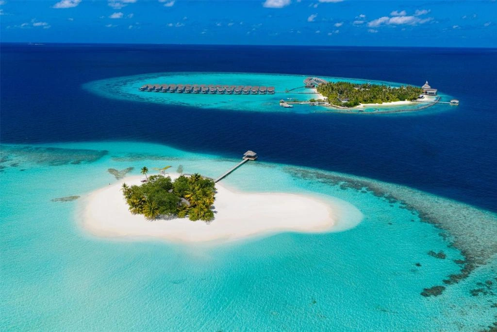OUTRIGGER Maldives Maafushivaru 