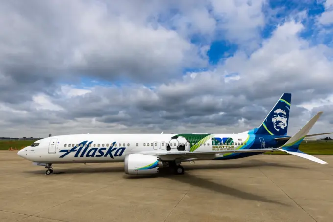Alaska Airlines Unveils FIFA World Cup 2026 Aircraft Livery