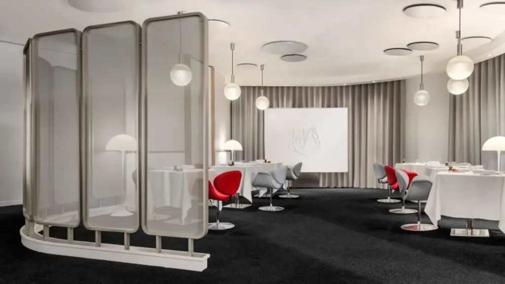 Air France La Première Lounge