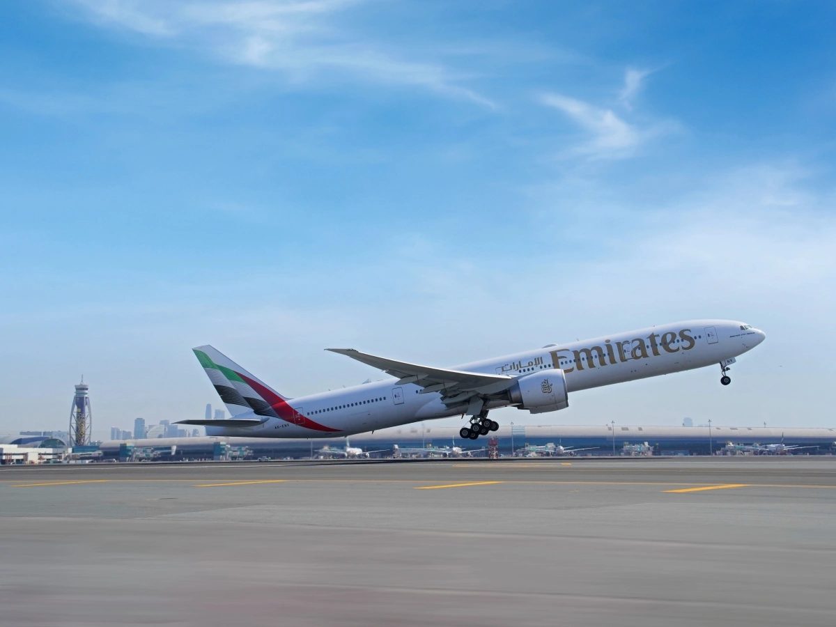 Emirates EK789 Lands in Accra