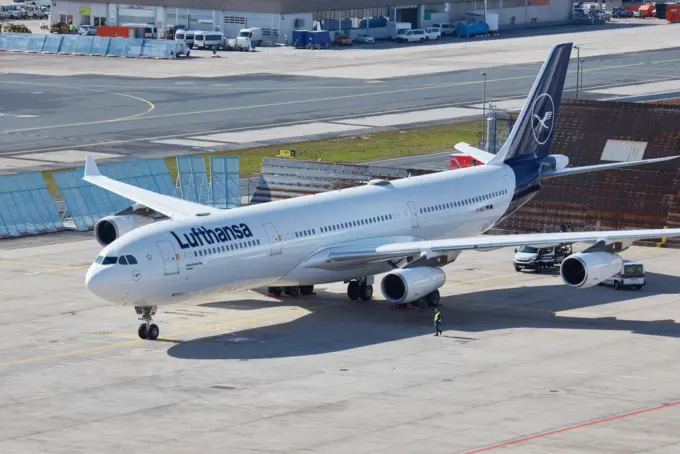 Lufthansa Marks 15 Years of Climate Research Flights